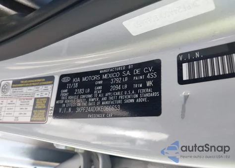 2019 Kia Forte Lxs z USA, uszkodzony, nr VIN 3KPF24AD0KE066653